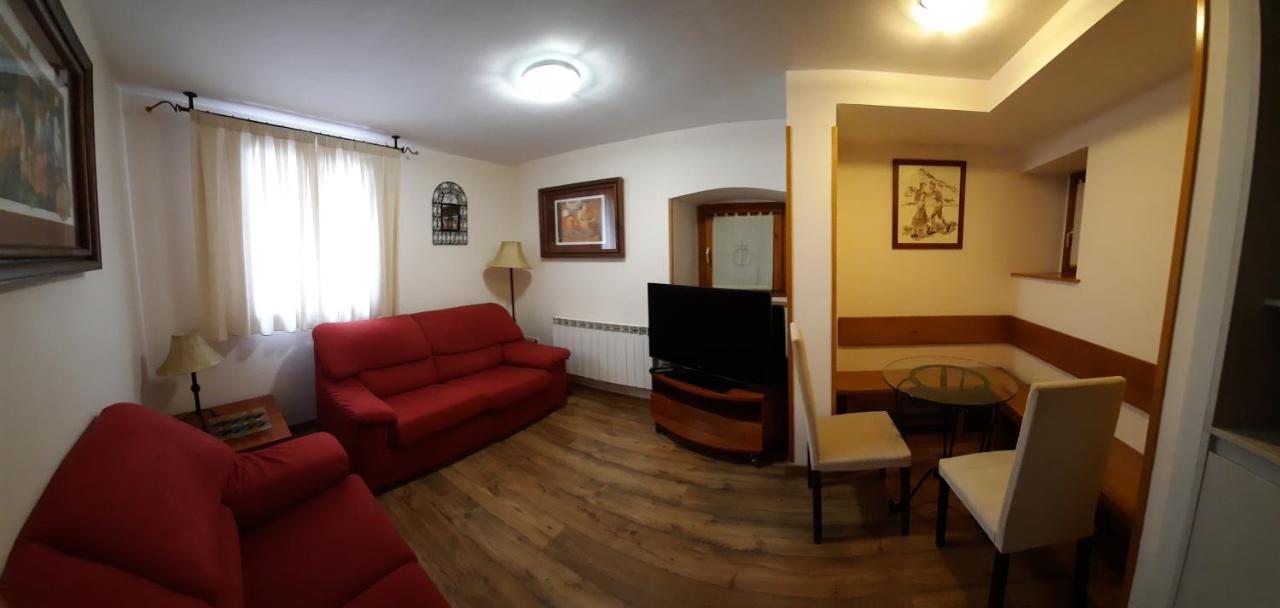 Hotel Casa Escolano El Pueyo de Jaca Eksteriør billede